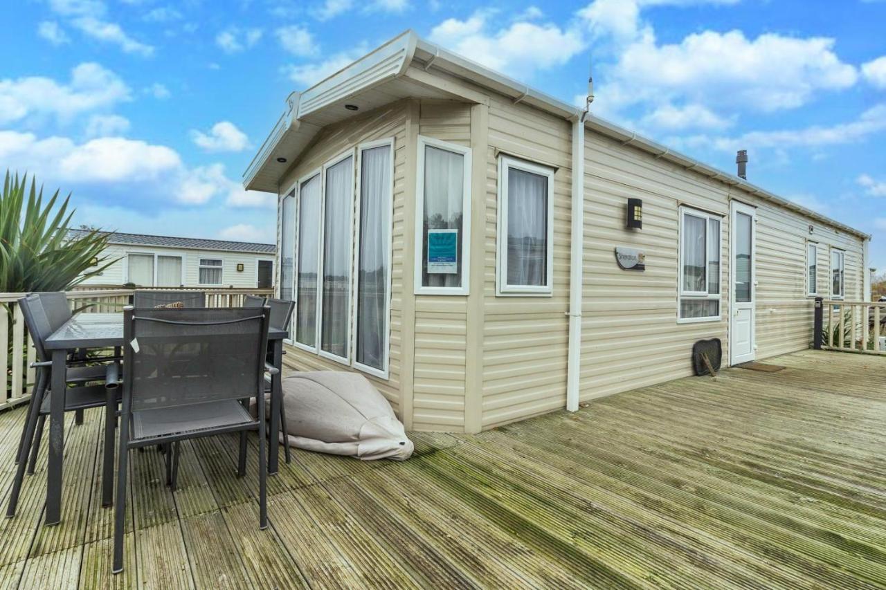 6 Berth Caravan With Wifi At Wells-Next-The-Sea In Norfolk Ref 72032T Hotel Exterior photo